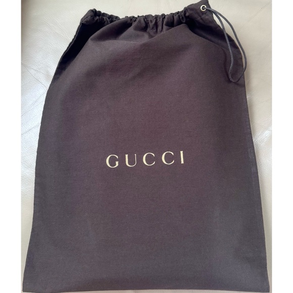 Authentic Gucci Soho Black Patent Leather Tassel Flap Clutch - Picture 13 of 14